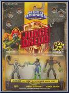 Pack #4 (Judge vs Anti-Judges) from Judge Dredd - Basic Series manufactured by Mattel [Front]