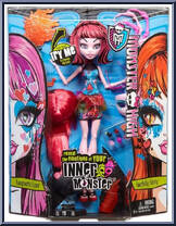 Fangtastic Love & Fearfully Feisty Action Figure