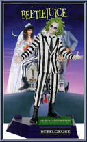 Beetlejuice (Striped Suit) from Movie Maniacs (2023) - Beetlejuice manufactured by McFarlane [Loose]