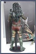 Tracker Predator from Predator - Predators manufactured by Hot Toys [Loose]
