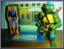 Leonardo from Teenage Mutant Ninja Turtles - 1988 - Basic Figures manufactured by Playmates [Stand]