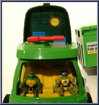 Super Trailer from Teenage Mutant Ninja Turtles - Mini Mutants - Japanese Exclusives manufactured by Playmates [Loose]