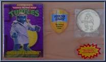 Undercover Leo from Teenage Mutant Ninja Turtles - Undercover Turtles (with Cards) manufactured by Playmates [Loose]