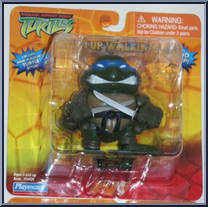 Leo from Teenage Mutant Ninja Turtles - Animated - Walkin' Wind Up manufactured by Playmates [Front]
