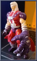 Magneto from X-Men - Exclusives - KayBee - Series 2 manufactured by Toy Biz [Loose]