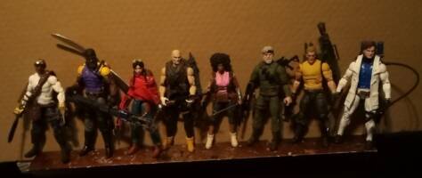 Left 4 Dead 1&2 team meet up the mission second leg's weaponization project (Left 4 Dead) Custom Action Figure