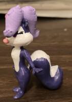 Fifi La Fume (Tiny Toon Adventures) Custom Action Figure [Side view]