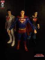 Superboy Posing as Superman (Young Justice) Custom Action Figure
