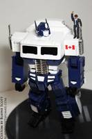 Optimus Plane: MP-10 Optimus Prime / VF-1 Valkyrie Hybrid (Transformers) Custom Action Figure