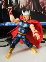 Modded Size Appropriate Classic Thor for Legends Displays (Marvel Legends) Custom Action Figure