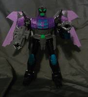 Transformers Generations Decepticon Pretender Bugly (Transformers) Custom Action Figure
