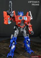 Evasion Mode Optimus Prime (Transformers - Movie) Custom Action Figure