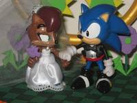 Sonic and Sally Wedding Cake Topper (Sonic) Custom Diorama / Playset