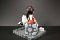 Portal Chell Pinky Street (Portal) Custom Miniature / Figurine