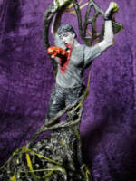 Aliens: doomed colonist with Chestburster (Aliens) Custom Diorama / Playset