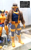 90's CYCLOPS ( Marvel legends ) Jim Lee Ver. (Marvel Legends) Custom Action Figure