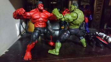 Red hulk (Marvel Legends) Custom Action Figure
