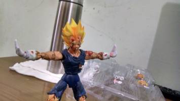 Majin Vegeta (Battle Damaged) (S.H. Figuarts) Custom Action Figure
