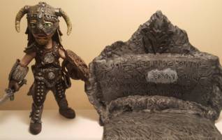 The Dragonborn ( stylized figure) (Skyrim) Custom Statue / Bust
