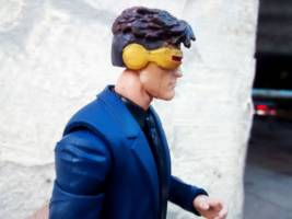 Cyclops (Marvel Legends) Custom Action Figure